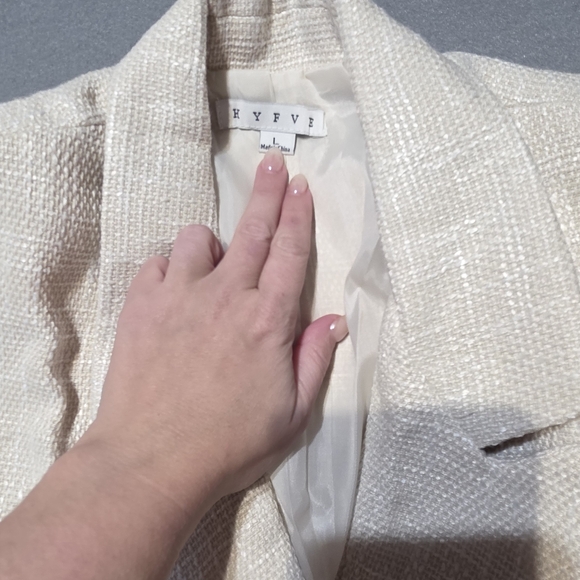HYFVE Cream Double-Breasted Blazer New In Poly Bag PTP 20 - Picture 4 of 6